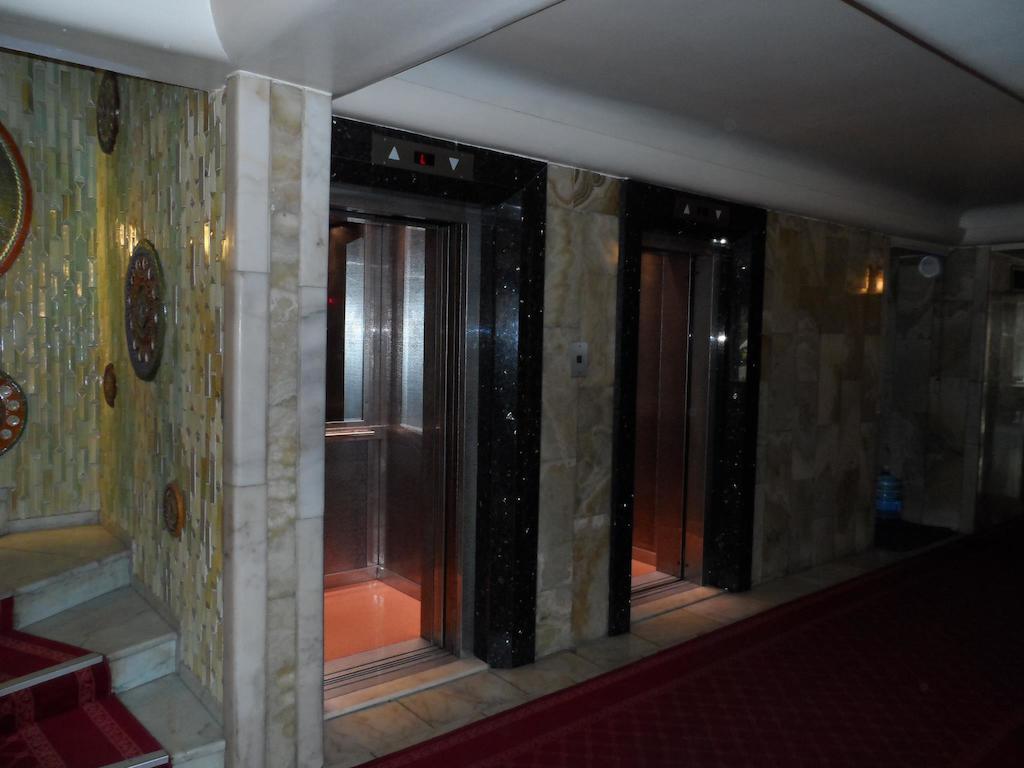 Yumukoglu Hotel Izmir Bagian luar foto